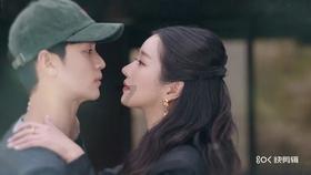 因长得像弥勒佛而红的他，被富婆看中后带回家“供养”，现在如何